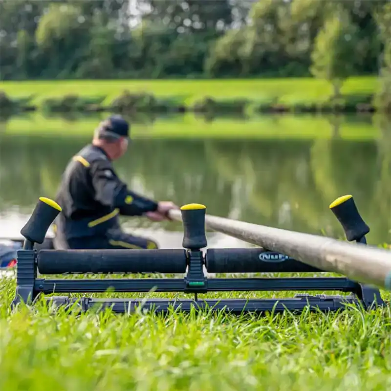 Taurus 600 Twin Pole Roller Finale Uitverkoop