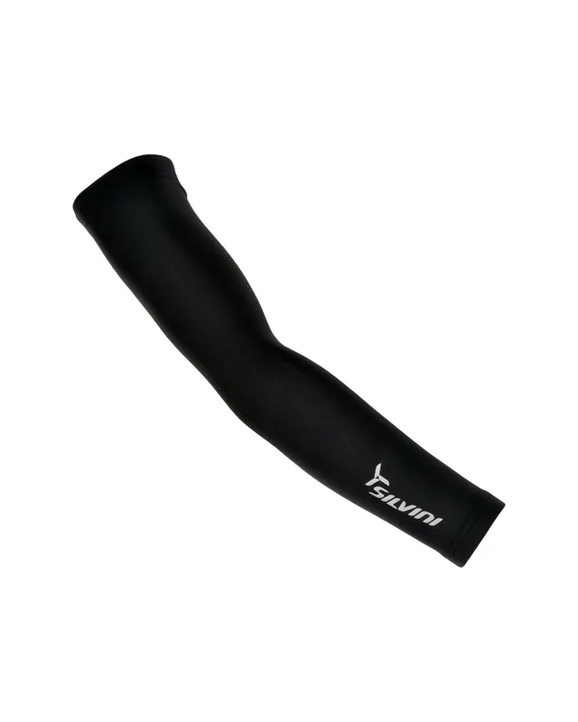 Op = Op Fietsarmwarmers Silvini Tubo Arm zwart S