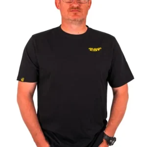 Black Cat Chase Dreams Black Tee T-Shirt M Direct Beschikbaar