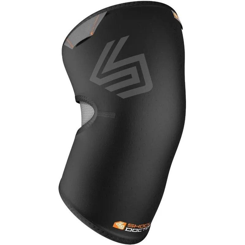 Shock Doctor Kniecompressiekous met gesloten patellabedekking - Zwart M Exclusieve Aanbieding