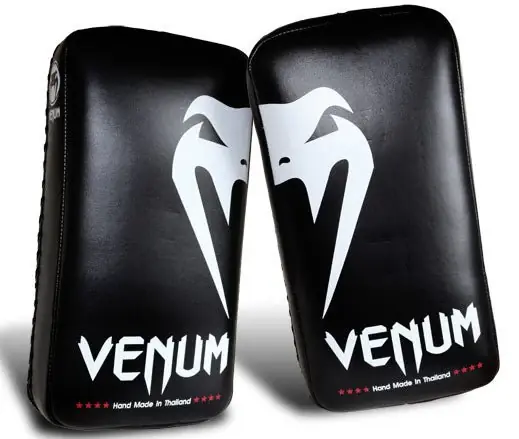Venum Giant Kick Pads (paar) Direct Verzonden
