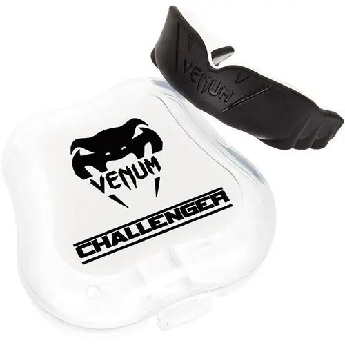 Venum Challenger Mondbeschermer met Etui - Zwart/IJs Koop Online