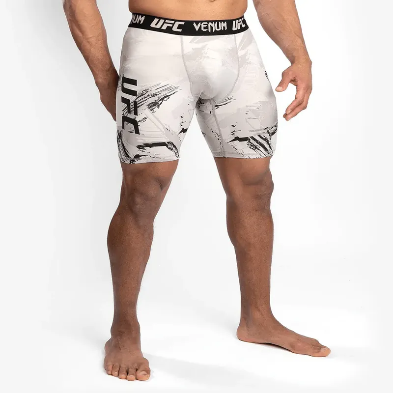 Nu Kopen Venum UFC Authentic Fight Week 2.0 Vale Tudo Shorts - Zwart/Zand S
