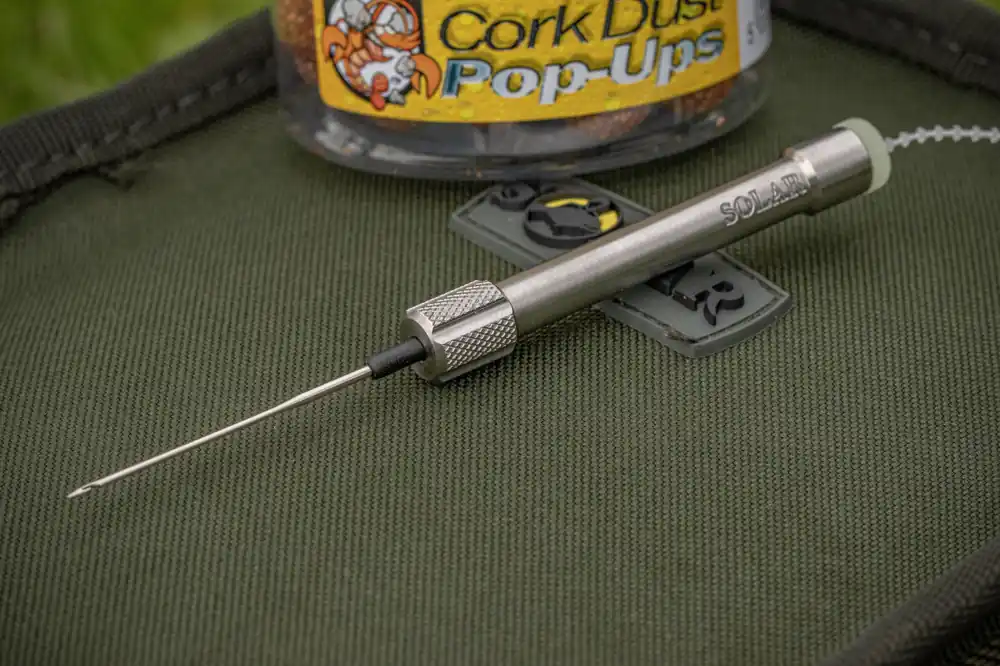 Solar P1 Baiting Needle With Boilie Stop Dispenser Aanbieding