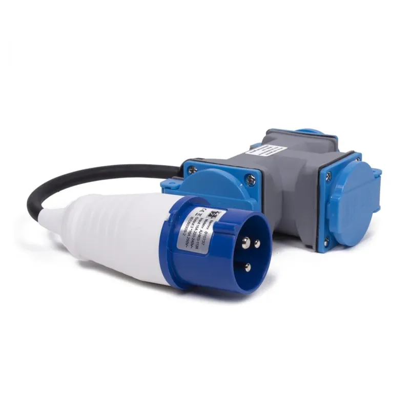 Seizoensaanbieding Benson CEE Verloop Contra - 3-weg Splitter - IP44 - 3500W - IEC60309-2